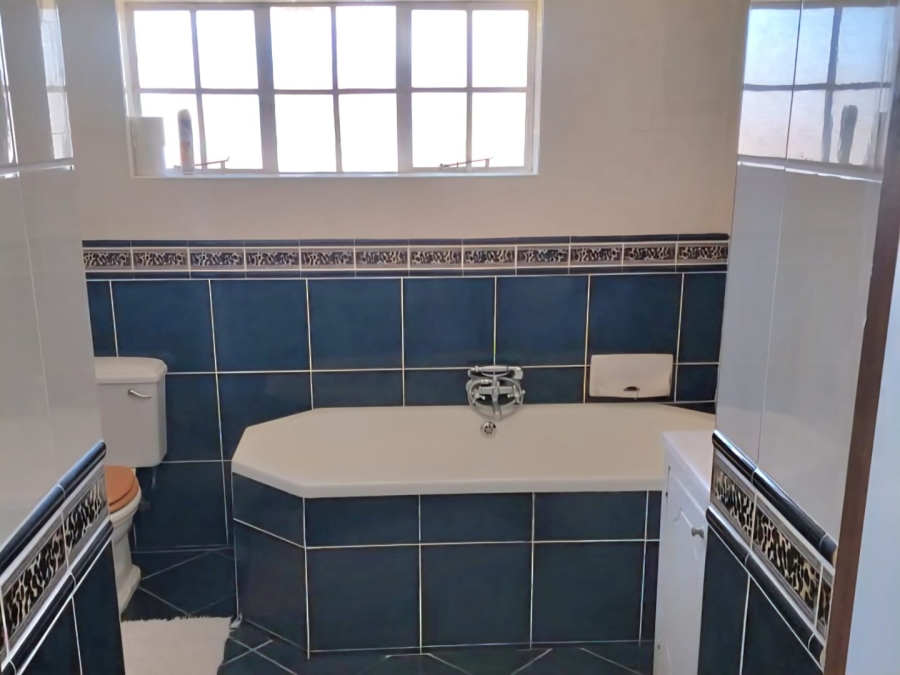 4 Bedroom Property for Sale in Kimberley Rural Northern Cape